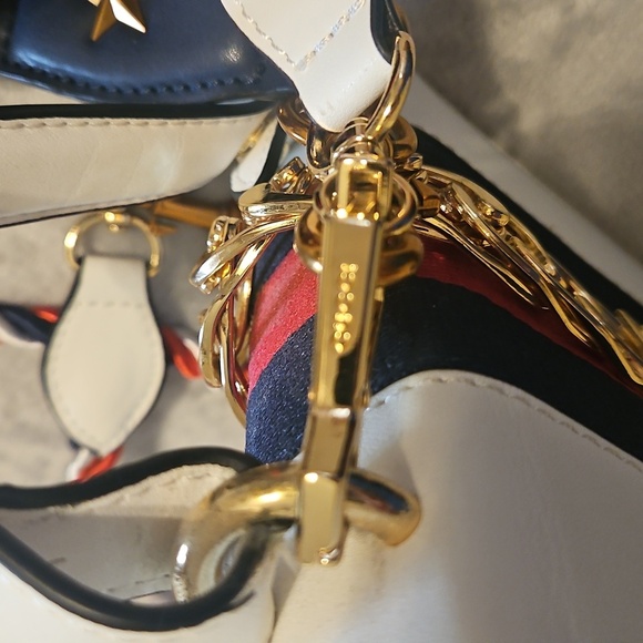 Gucci White and Black Crossbody Bag with Sleek Design, with 3 types of Dif strap - Picture 8 of 11